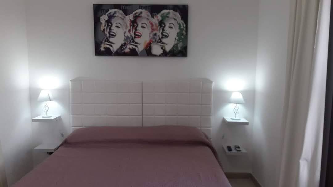 La camera numero tre, con il letto matrimoniale